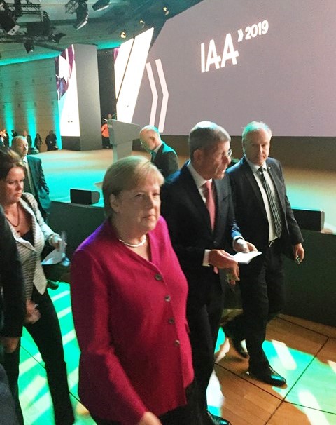 IAA 2019 Merkel 2-b-b-web2